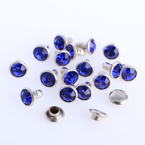 QIYI verre <span class=keywords><strong>strass</strong></span> Rivets goujons pointes laiton <span class=keywords><strong>Strass</strong></span> décoration cheval bride verre pierres pour cuir vêtements chaussures - Product Image 4