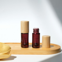 Flacon en verre miniature coloré personnalisé de 5 ml avec bouchon en bambou pour huile essentielle ou parfum
