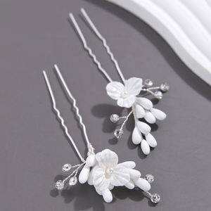 Ensemble de pinces à cheveux élégantes faites à la main en pâte polymère avec fleurs, perles de cristal, comprenant un peigne et des épingles pour mariée, idéal pour les mariages et banquets - Product Image 3