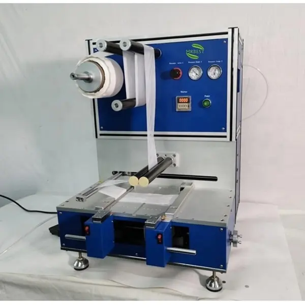 Machine d'empilage de feuille de stratification d'électrodes de batterie de cellules de poche semi-automatiques pour la fabrication de cellules de poche