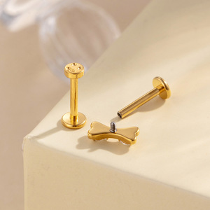 Labret en Titane G23 16G à filetage interne avec Zircon Cubique (CZ) motif <span class=keywords><strong>Smiley</strong></span> Ghost Flame, boucle d'oreille mignonne pour cartilage, style Y2K, pour Hélix et Tragus, bijoux corporels du fabricant - Product Image 2