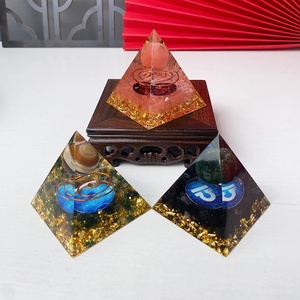 Quartz naturel énergie Orgonite pyramide cristal puces péridot Reiki Chakra maison Maditation décoration cadeaux de noël - Product Image 4