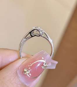 Bague pour femme en or massif 18 carats, diamant rond brillant cultivé en laboratoire à 75 % <span class=keywords><strong>de</strong></span> pureté, avec motif « <span class=keywords><strong>Baiser</strong></span> d'<span class=keywords><strong>ange</strong></span> », certifiée IGI, 2,6 g - Product Image 1