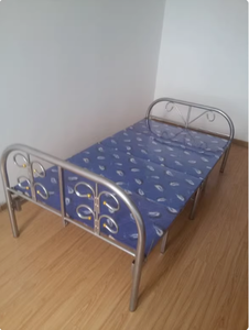 Vente en gros bon marché de <span class=keywords><strong>lit</strong></span> pliant de bureau moderne <span class=keywords><strong>avec</strong></span> <span class=keywords><strong>matelas</strong></span> petits lits pliables en métal <span class=keywords><strong>et</strong></span> fer meubles d'auberge lits simples pour adultes - Product Image 6