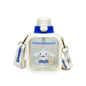 ขวดน้ำเด็กซานริโอ ซินนามอโรล 700 มล. แก้วน้ำพกพาพร้อมสายสะพายสำหรับเด็กผู้หญิงและนักเรียนประถม - Product Image 2