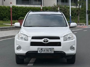Toyota RAV4 2.4 4x4 del 2012, Asiento Eléctrico, Impecable, Sin Fumadores, Techo Solar, Buen Estado de Funcionamiento, Aire Acondicionado en Buen Estado - Product Image 2