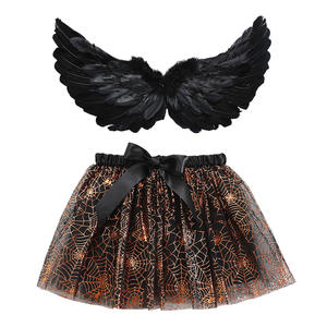 Conjunto <span class=keywords><strong>de</strong></span> disfraces <span class=keywords><strong>de</strong></span> Halloween <span class=keywords><strong>de</strong></span> 4 piezas para niñas, negro con estrella, tela <span class=keywords><strong>de</strong></span> araña, falda tutú <span class=keywords><strong>de</strong></span> malla impresa, sombrero <span class=keywords><strong>de</strong></span> <span class=keywords><strong>bruja</strong></span>, escoba, alas <span class=keywords><strong>de</strong></span> plumas - Product Image 5