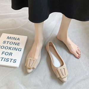 Fábrica atacado New <span class=keywords><strong>Flats</strong></span> Mulheres sola macia moda verão ao ar livre 2024 Casual caminhada senhora fechado toe sandálias geléia sapatos de trabalho - Product Image 6