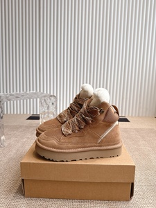 High quality handmade custom originalbrandlogowarmlightweight walking style <b>platform</b> boots for <b>men</b> and women with the same style - Product Image 4