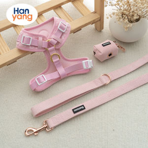 HanYang OEM özel tasarımcı işlemeli kabartı logosu lüks köpek koşum setleri kadife köpek koşum ve tasma ve yaka seti - Product Image 3