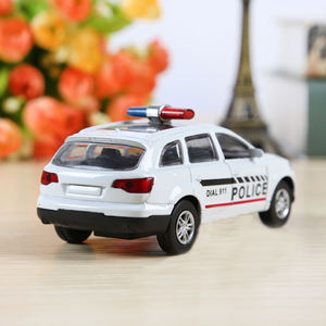 Modelo de coche de policía Original, gran oferta, serie 2, apertura de puertas extraíbles, 1/36 fundido a presión, modelo de coche de policía - Product Image 4