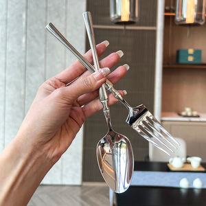 DF BC Fashion Nouveauté Spéciale – Couverts en Acier Inoxydable à Manche Martelé : Couteau de Table, Couteau à Steak, Fourchettes de Table, Fourchettes à Dessert – Personnalisables - Product Image 4