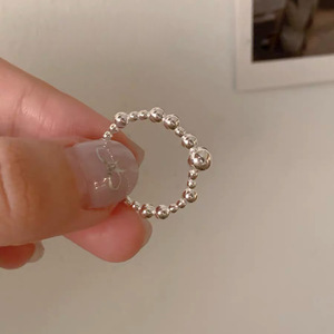 Anillo de Plata de Ley S925 con Cuentas Esféricas, Diseño Simple, Joyería Unisex para Uso Diario - Product Image 1