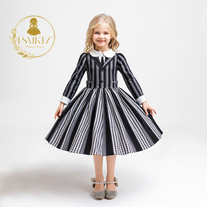 Disfraz de Cosplay para Niñas, Disfraz de Película de Televisión, Rayas Blancas y Negras, Halloween, Manga Larga, Vestido de Princesa para Fiesta, Hasta la Rodilla, para Invierno - Product Image 4