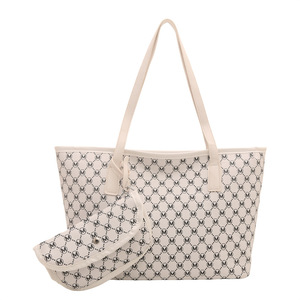 Bolso Tote de Cuero PU Simple y Moderno de Gran Capacidad para Mujer, Uso Diario de Verano, Correa de Hombro con Diseño de Puntos, para Bodas y Ocasiones Especiales - Product Image 5
