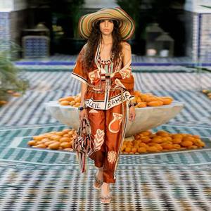 Conjunto de Prendas con Estampado Único Pintado a Mano para Mujer |   Conjunto Elegante a Juego para <span class=keywords><strong>Vacaciones</strong></span>, Viajes y Ocio - Product Image 5