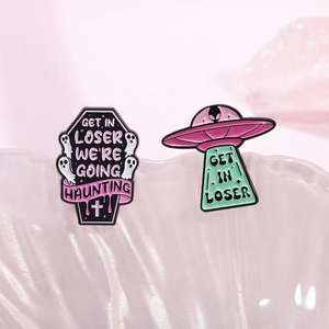 Gothic Cartoon Alien Emaille Brosche Pins Halloween UFO Raum Broschen Goth Freunde Revers Abzeichen für Kleidung Rucksack Metall Handwerk - Product Image 4