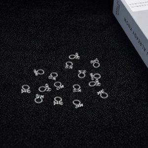 Boucles d'oreilles à clipser en forme de U, clips d'oreille en résine pour oreilles non percées, style coupelle diamant, style trou de broche EJ17 - Product Image 1