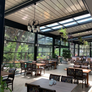 Pérgola bioclimática motorizada con sensor de viento, luces LED y techo impermeable - Product Image 1