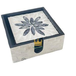 แผ่นรองแก้วทรงสี่เหลี่ยมแบบทนความร้อน ทำจากหวายและเปลือกหอยมุก ราคาถูกจากเวียดนาม เป็นมิตรกับสิ่งแวดล้อม ดีไซน์ทันสมัย ตกแต่งโต๊ะอาหารอย่างสร้างสรรค์ - Product Image 5