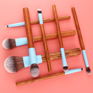 YRX Kit de Maquillaje Profesional de 10 Piezas, Juego de Herramientas de Maquillaje Multifuncional, Brochas de Maquillaje Veganas, Marca Privada y Color Personalizado - Product Image 6