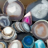 En gros Agate Sous-verre Cristal Artisanat Sculpté Gemme Plaque Nature Tranche Agate Pierre Sous-verre Ensemble pour Boire Tasse