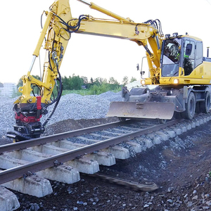 Excavatrice ferroviaire avec sous-coupeuse de ballast pour l'élimination du ballast endommagé sous la voie ferrée – Fourniture directe usine - Product Image 6