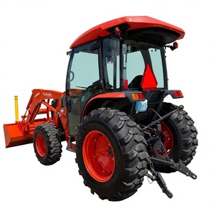 Tractor agrícola KUBOTA MX5400 de 55HP con accesorio de cargador frontal para trabajo agrícola - Product Image 1