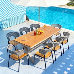 Set da Pranzo da Esterno in Stile Nordico, Tavolo Rettangolare in Legno di Teak, Sedie in Corda Intrecciata con Telaio in Alluminio per Giardino e Cortile - Product Image 1