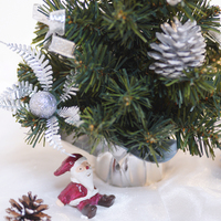 Arbre de Noël Artificiel de Petite Taille 20cm, Décoration de Table pour la Maison et les Fêtes, Qualité Supérieure, Vente en Gros de l'Usine Jintai