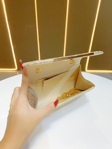 New Luxury Wrinkles Texture <b>Handbag</b> Clutch Bag High-end <b>Small</b> Hot Drilling Process Evening Bag for Ladies - Product Image 4
