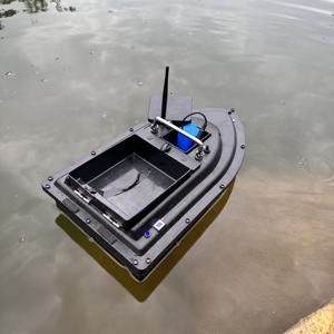Nuova Barca da Pastura RC V020 Intelligente Surfer con 4 Punti GPS, 1 Tramoggia, Pilota Automatico e Gancio Posteriore, Portata 500M per la Pesca alla Carpa - Product Image 4