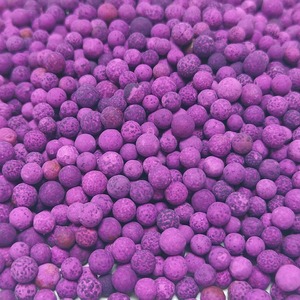 Absorbeur d'éthylène <span class=keywords><strong>de</strong></span> boule d'alumine activée par KMnO4 pourpre <span class=keywords><strong>de</strong></span> catégorie industrielle avec la capacité <span class=keywords><strong>de</strong></span> charge <span class=keywords><strong>de</strong></span> <span class=keywords><strong>potassium</strong></span> <span class=keywords><strong>de</strong></span> <span class=keywords><strong>permanganate</strong></span> - Product Image 3