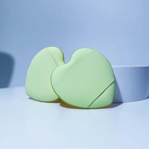 DailyQueen vente chaude coeur forme doigt poudre bouffée visage maquillage pointe bouffée fond de teint poudre cosmétiques coussin d'air beauté éponge - Product Image 5