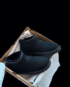 2025 Bottes de Neige Uggs Tutz de Haute Qualité, Fourrure Polaire Chaude, Chaussons à Semelle Épaisse Effet Muffin, Chaussures sans Talon pour Femmes, Bottes Uggly - Product Image 6