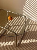 Table basse d'angle en acier inoxydable de style mid-century, sans assemblage requis, design minimaliste nordique, petite taille