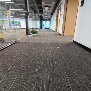 <span class=keywords><strong>Dalles</strong></span> de moquette de bureau 50x50, insonorisation, prix bas, <span class=keywords><strong>dalles</strong></span> de moquette bon marché, revêtement de <span class=keywords><strong>sol</strong></span> de bureau, <span class=keywords><strong>dalles</strong></span> de moquette carrées de luxe pour usage commercial - Product Image 6