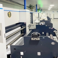 Imprimante à sublimation de tête Kyocera de qualité industrielle 8 pour la production de tissus uniformes militaires au Kazakhstan