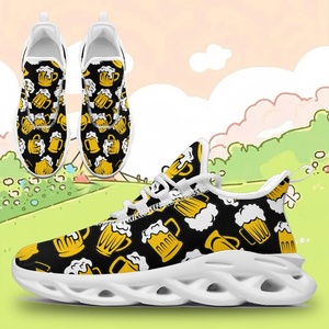 Scarpe da ginnastica personalizzate da uomo con stampa a tema birra, sneakers divertenti con motivo, scarpe da corsa con logo personalizzato, scarpe sportive casual traspiranti all'ingrosso - Product Image 2