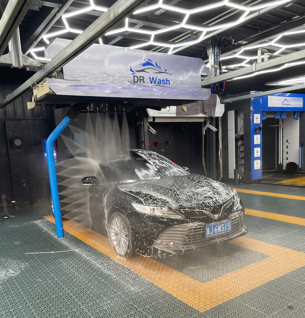 High  Pressure No-contact Touch System  Contactless  Fully Automatic 360 Degree Robotic Touchless Tunnel Car Wash Machine