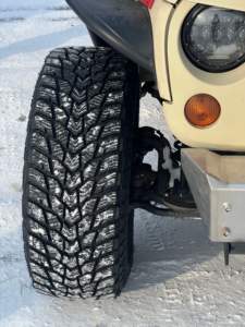 Neumáticos de Invierno Radiales Premium Todoterreno con Clavos, Marca ROADCRUZA, SNOW LYNX, Nuevas Ruedas y Neumáticos para Vehículos Todoterreno 4x4 - Product Image 4