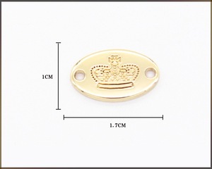 Accessoires de quincaillerie de qualité supérieure Logo gravé en alliage de zinc Étiquette en métal pour valise - Product Image 3