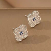Ensemble de bijoux tendance 4 pièces trèfle fleuri 2026, plaqué or, alliage, zircon, collier, boucles d'oreilles, bracelet, bague, cadeau de mariage, fête nuptiale