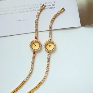 Antique-style Carved Light-luxury Exquisite Hollow-out Diamond-inlaid Brass Case Acrylic Band Small Dial <b>Bracelet</b>-style - Product Image 3