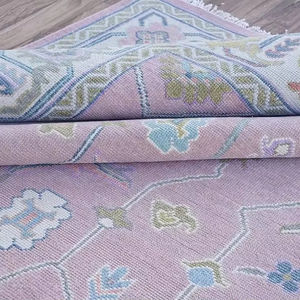 Tapis d'entrée brodé salon Texture douce tapis élégant ensemble meilleur prix tapis d'intérieur en laine personnalisé noué à la main - Product Image 1