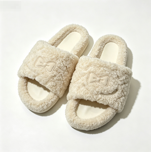 Sweet Woman Sky Blue Soft Fleece Faux Fur Slippers Padded Strap Air <b>Cushion</b> Farmhouse ODM Service Bulk Discount Modern Woman Bal - Product Image 4