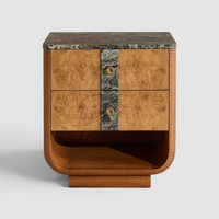 Table de chevet moderne de luxe en bois de palissandre à 2 tiroirs, table de chevet cannelée avec plateau en marbre et étagère ouverte, pour villa et hôtel, OEM/ODM