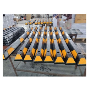 ที่กั้นล้อรถยนต์สำหรับโรงรถ ขนาด 1830 มม. ขายส่งจากโรงงาน - Product Image 1