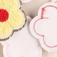 Vente en gros de nombreuses couleurs patchs fer sur paillettes chenille fleurs de dessin animé