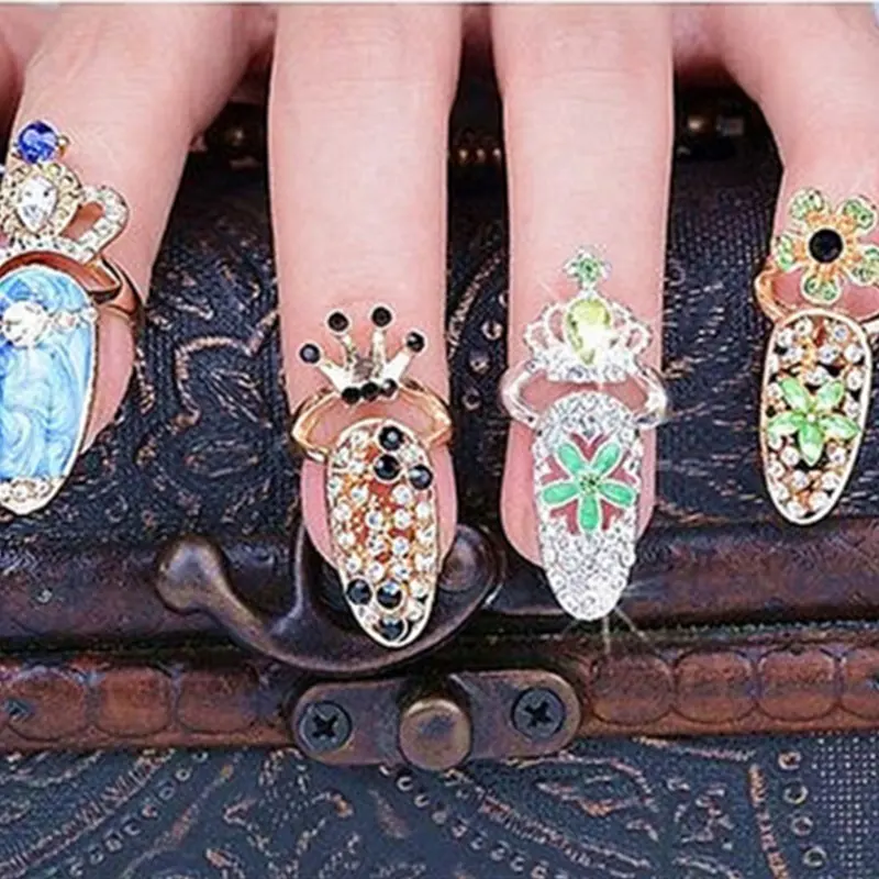 Paso Sico New Arrive 12 Design Adjustable Fashion 3D Diamond Crown Finger Ring Alloy Nail CharmsためDIY Nail Art Decoration